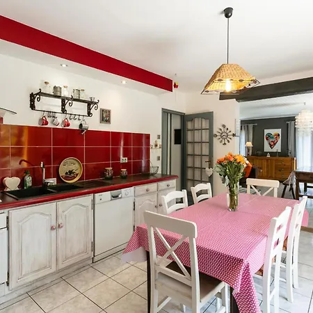 Holiday home Maison Avec Piscine Privee, 3 Et Jardin Fleuri, Proche De Sarlat Et Des Sites Touristiques. - Fr-1-616-179 Saint-Cybranet